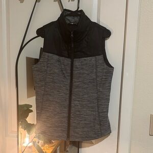 The North Face Women's Black and Gray Vest